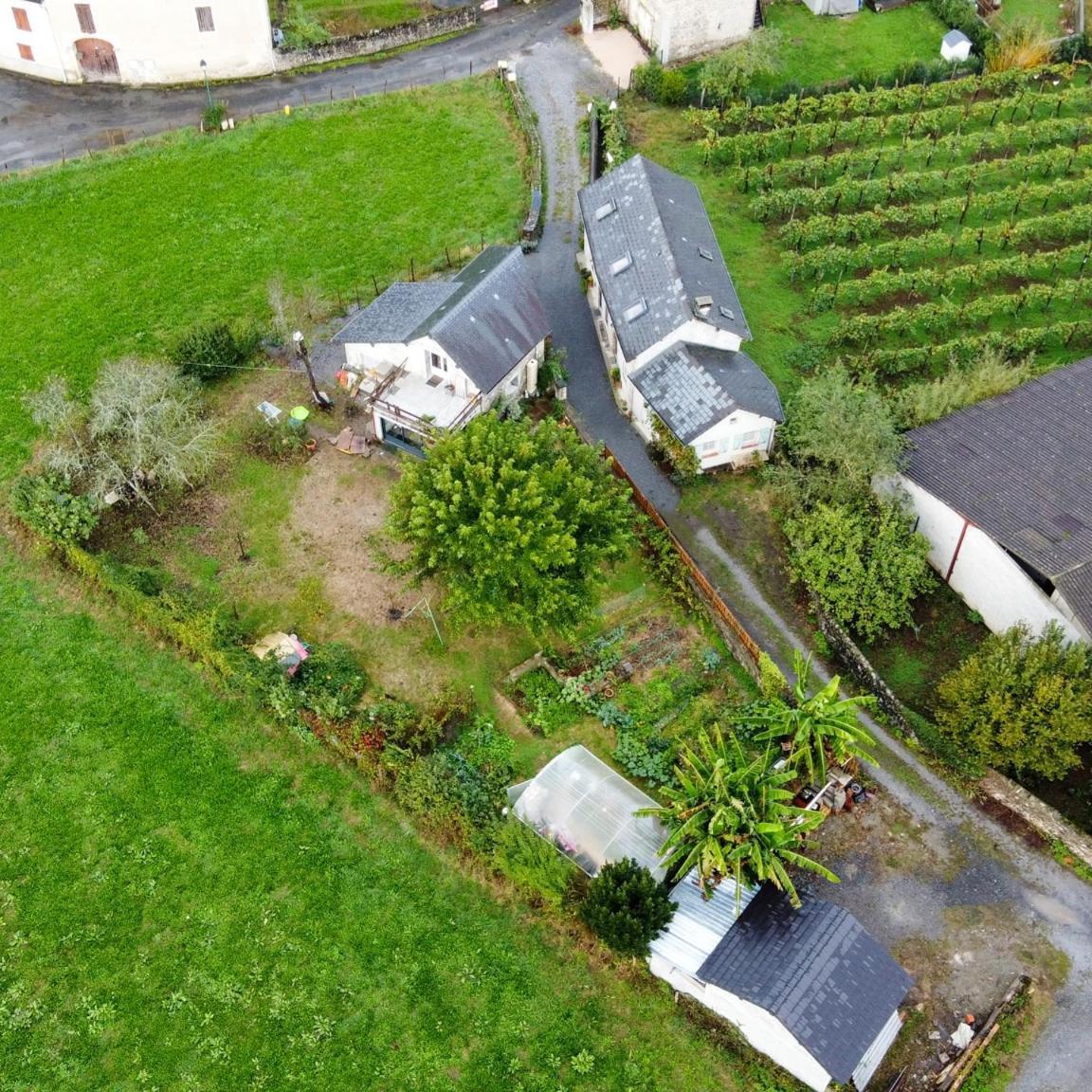 Gite Les Petits Chemins Ledeuix Exterior photo